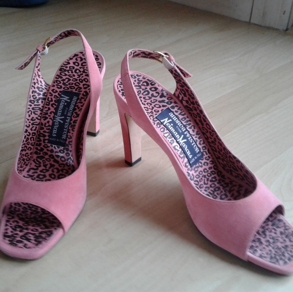 Vintage Andrea pfister pink suede 8 / 8.5 pump - Picture 1 of 8